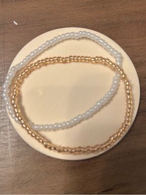 K - Delicate White Beaded and Gold Chain Women's Bracelet Set